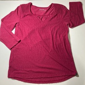 Eddie Bauer Women’s Tee Smocked Top Shirt Berry Dark Pink Large L Adorable